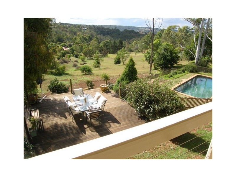 16 Murphys Creek Road, Blue Mountain Heights QLD 4350