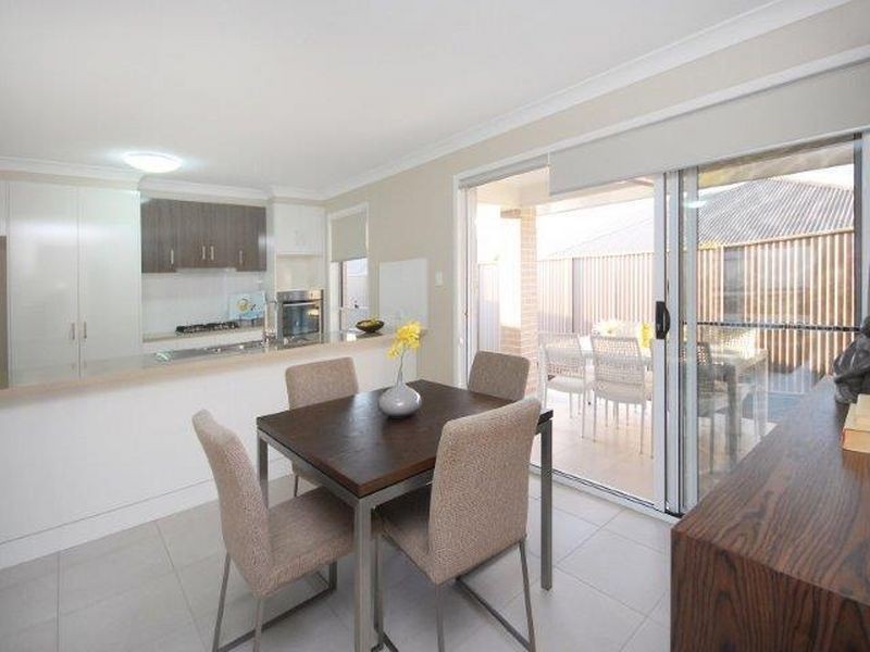 2/30 Haig Street, South Toowoomba QLD 4350