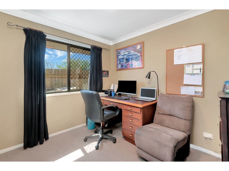 2/214 Taylor Street, Newtown QLD 4350