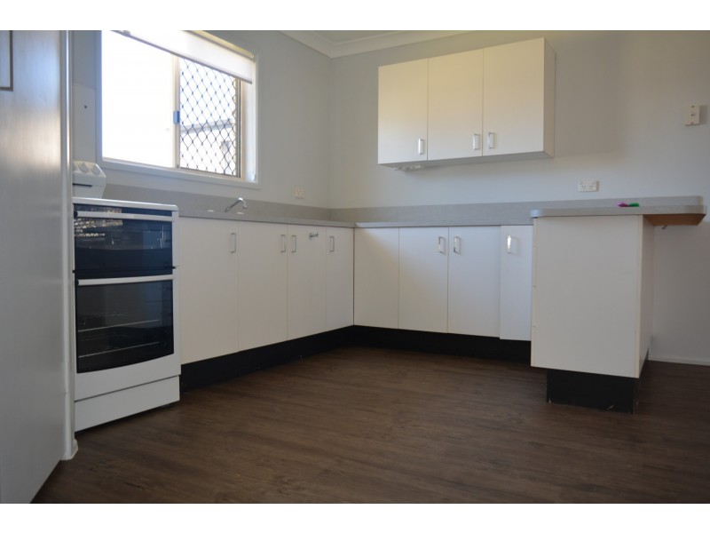 2/14 Pascoe Lane, Harlaxton QLD 4350