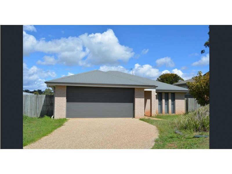 8 Dixon Court, Wilsonton Heights QLD 4350