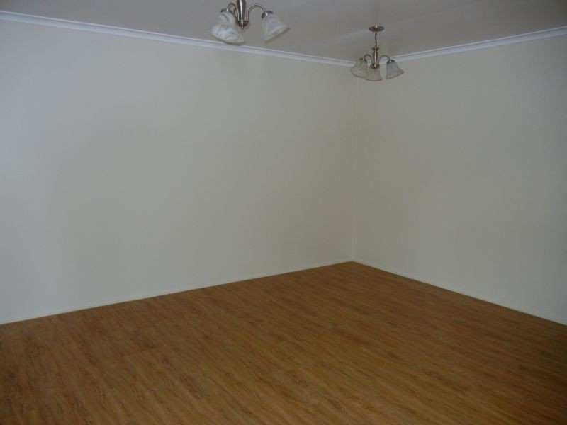 10 Broadfoot Street, Darling Heights QLD 4350