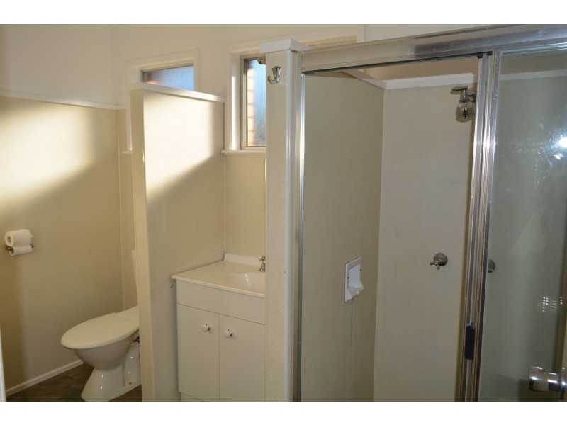 2/68 Pascoe Lane, North Toowoomba QLD 4350