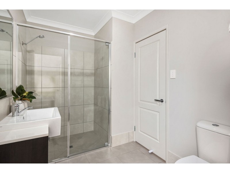 436 Hume Street, Middle Ridge QLD 4350