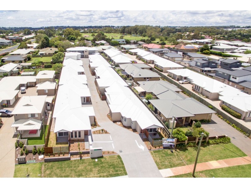 436 Hume Street, Middle Ridge QLD 4350