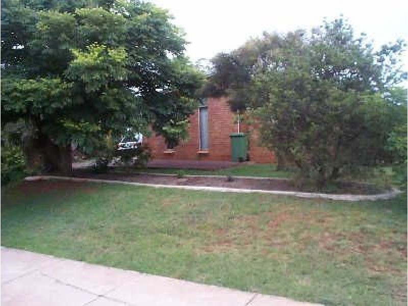 2/80 Wine Drive, Wilsonton QLD 4350