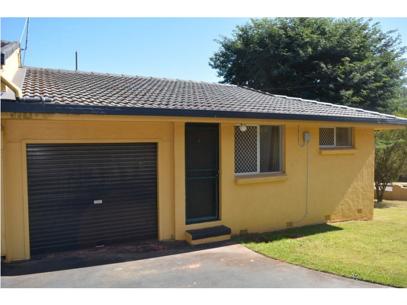 1/60 Mabel Street, Harlaxton QLD 4350