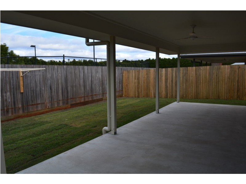 39/13 Andersson Court, Highfields QLD 4352