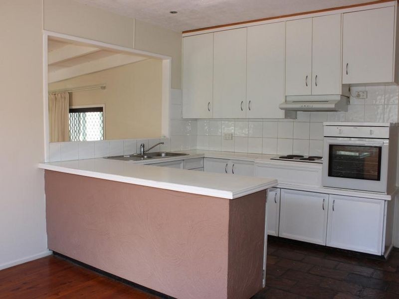 254 Tor Street, Rockville QLD 4350