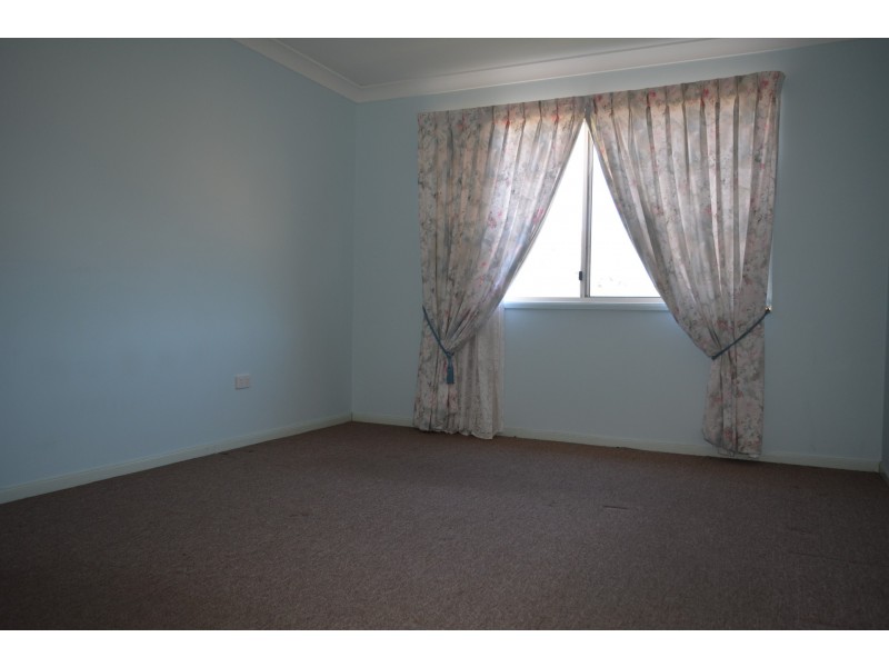 6 Devoncourt Road, Crows Nest QLD 4355