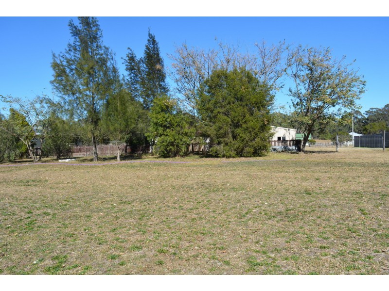 6 Devoncourt Road, Crows Nest QLD 4355