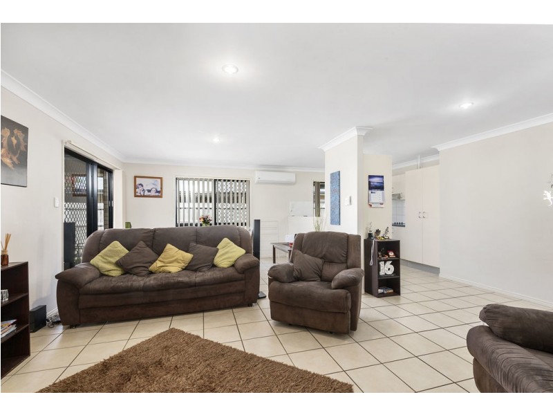 6 Bulloo Street, Glenvale QLD 4350