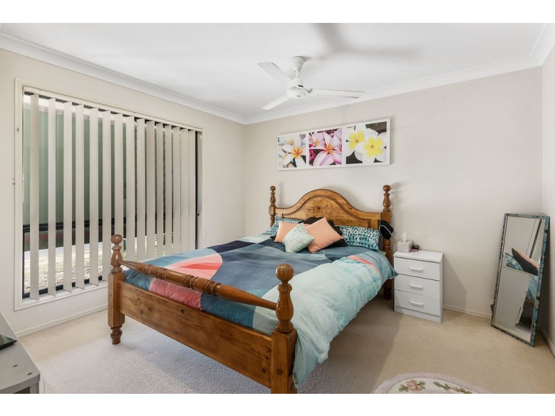 6 Bulloo Street, Glenvale QLD 4350