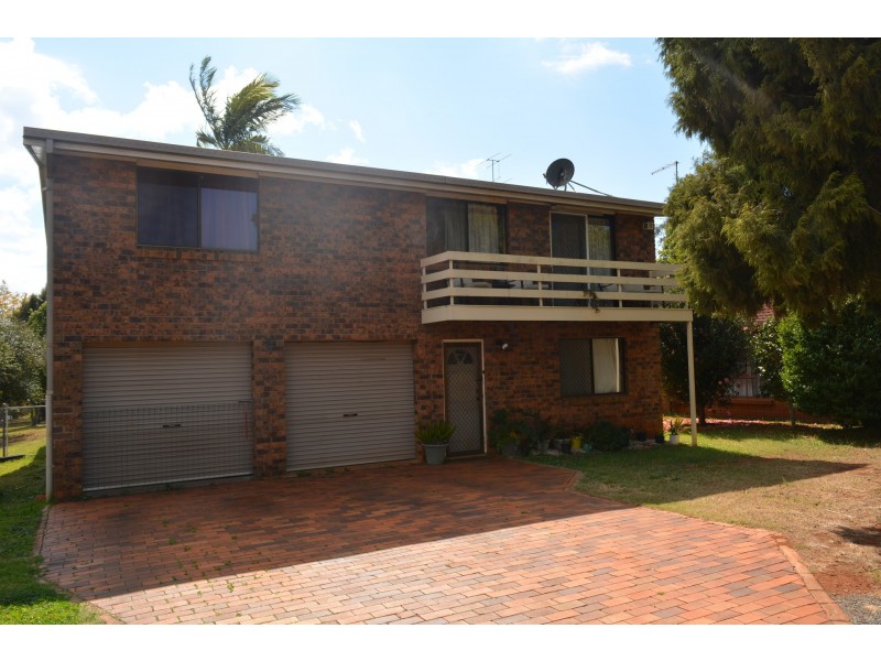 469 Stenner Street, Harristown QLD 4350