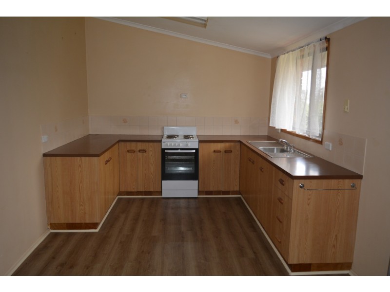 469 Stenner Street, Harristown QLD 4350
