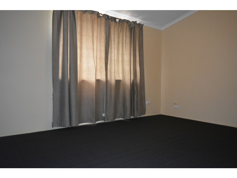469 Stenner Street, Harristown QLD 4350