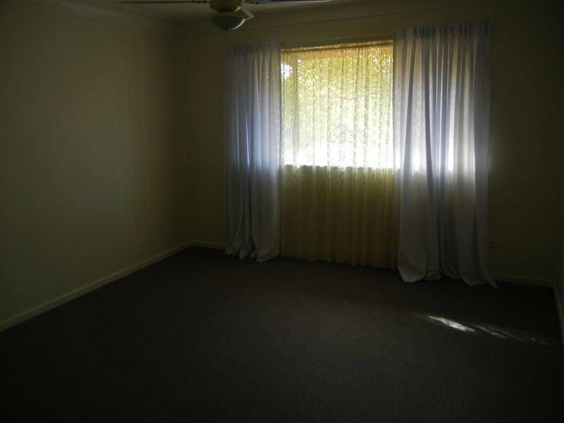 237 West Street, Harristown QLD 4350