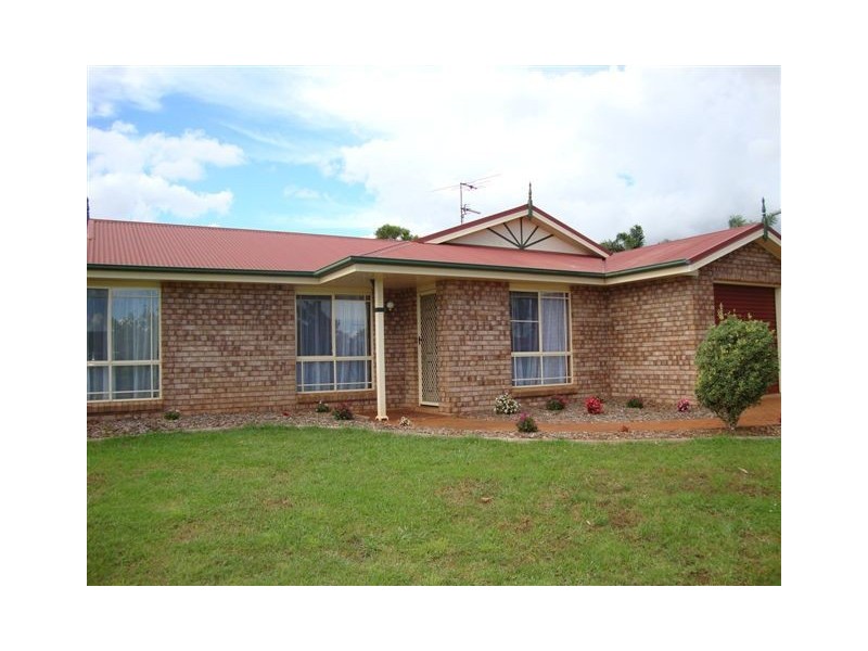 19 Eureka Court, Glenvale QLD 4350