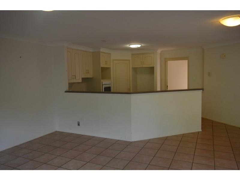 20 Paddington Court, Middle Ridge QLD 4350