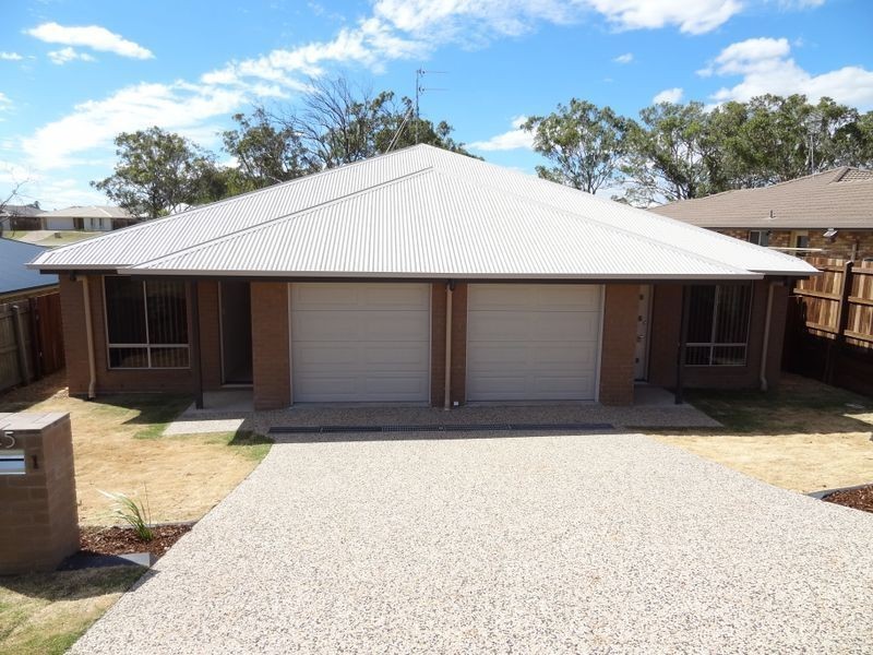 2/45 Sunset Drive, Glenvale QLD 4350