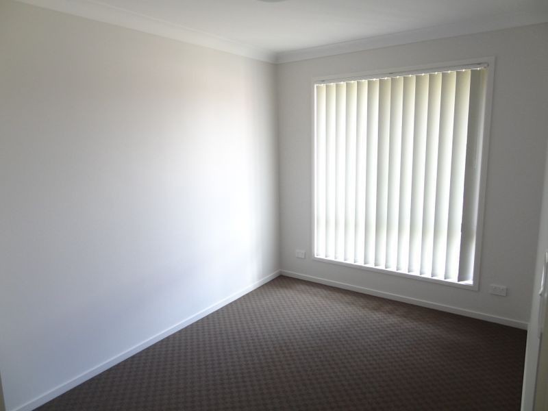 2/45 Sunset Drive, Glenvale QLD 4350