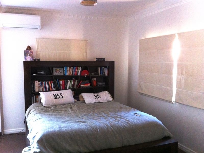 11 Henderson Street, Newtown QLD 4350