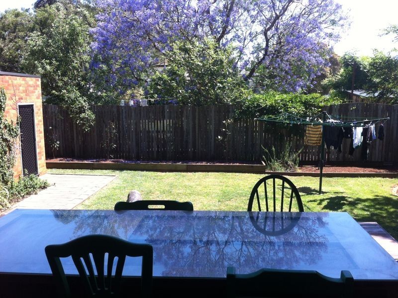 11 Henderson Street, Newtown QLD 4350