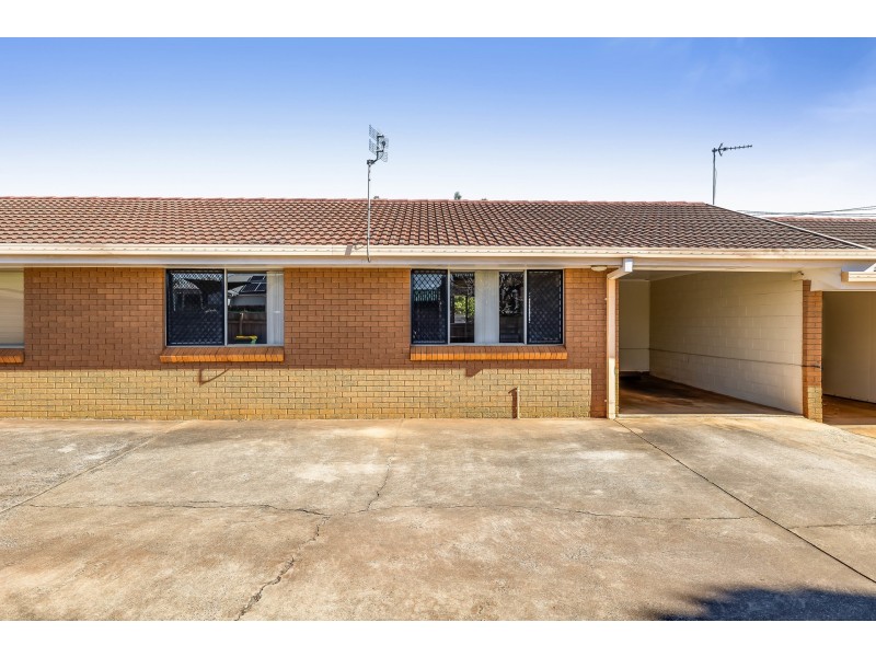 2/10 Buckland Street, Harristown QLD 4350