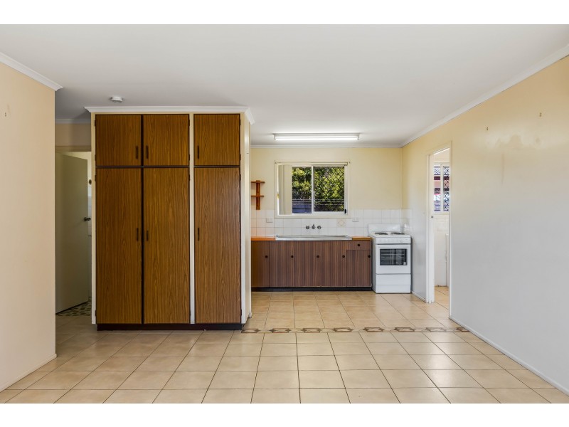 2/10 Buckland Street, Harristown QLD 4350