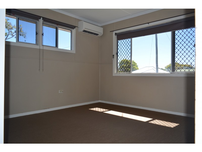 2 Mole Street, Harlaxton QLD 4350