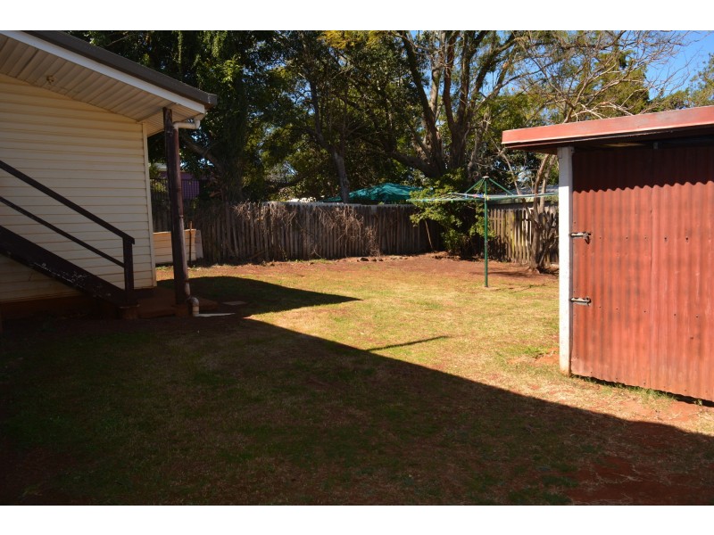 2 Mole Street, Harlaxton QLD 4350