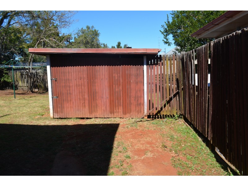 2 Mole Street, Harlaxton QLD 4350