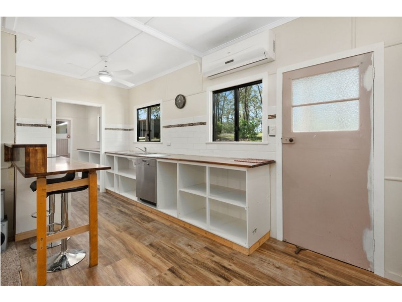 558 Philps Road, Grantham QLD 4347