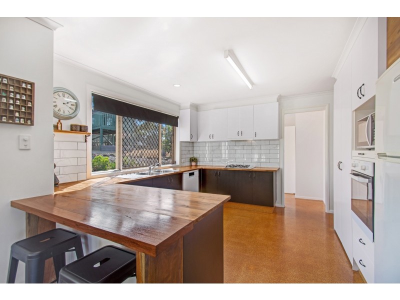 13 Kurrajong Court, Meringandan West QLD 4352