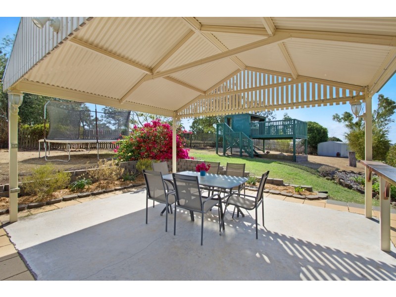 13 Kurrajong Court, Meringandan West QLD 4352