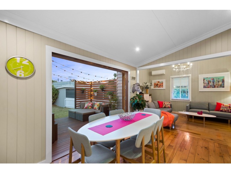 2 Tomkinson Street, Wilsonton QLD 4350