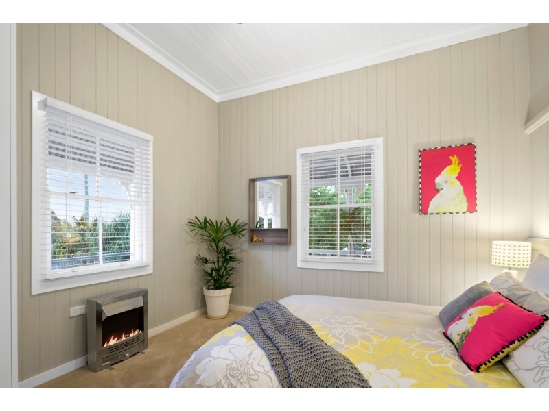 2 Tomkinson Street, Wilsonton QLD 4350