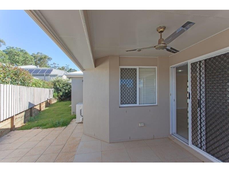 2/14 Ethan Street, Middle Ridge QLD 4350