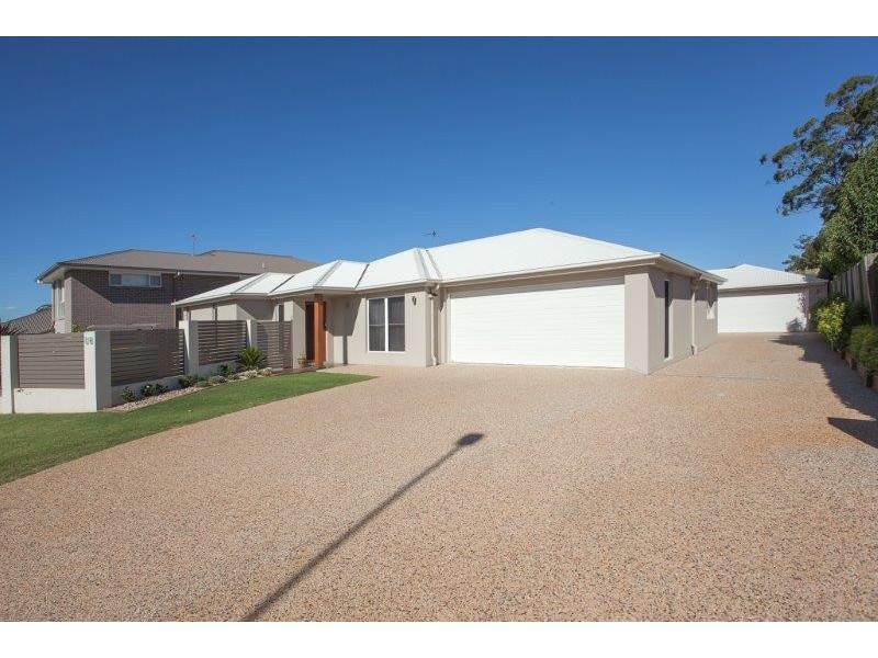 2/14 Ethan Street, Middle Ridge QLD 4350