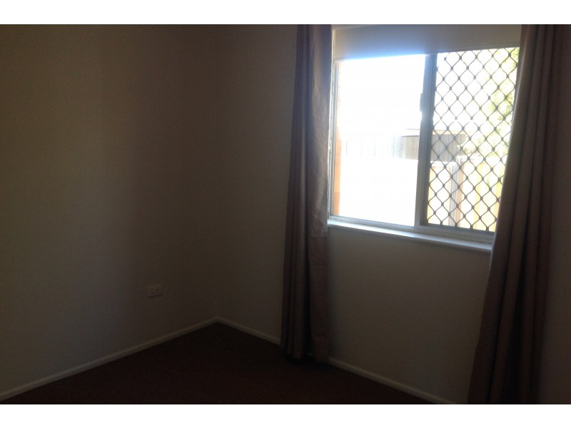 10/348 South Street, Harristown QLD 4350