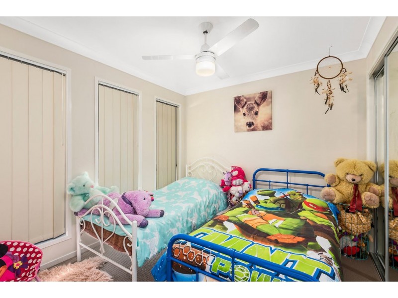 45 Mia Street, Wyreema QLD 4352