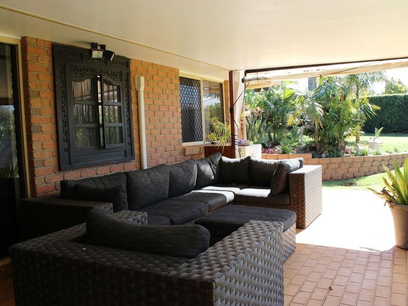 2 Belmond Court, Glenvale QLD 4350