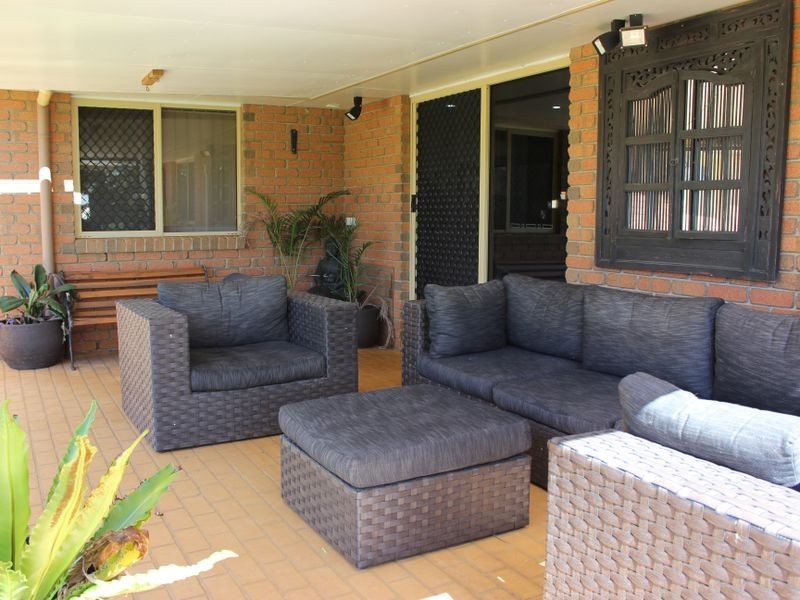 2 Belmond Court, Glenvale QLD 4350