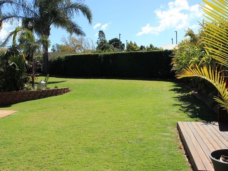 2 Belmond Court, Glenvale QLD 4350