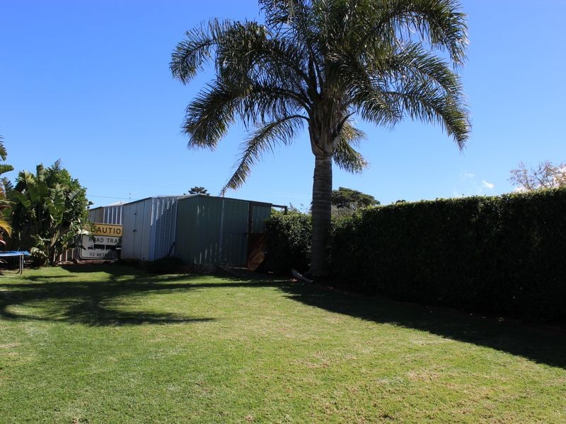 2 Belmond Court, Glenvale QLD 4350