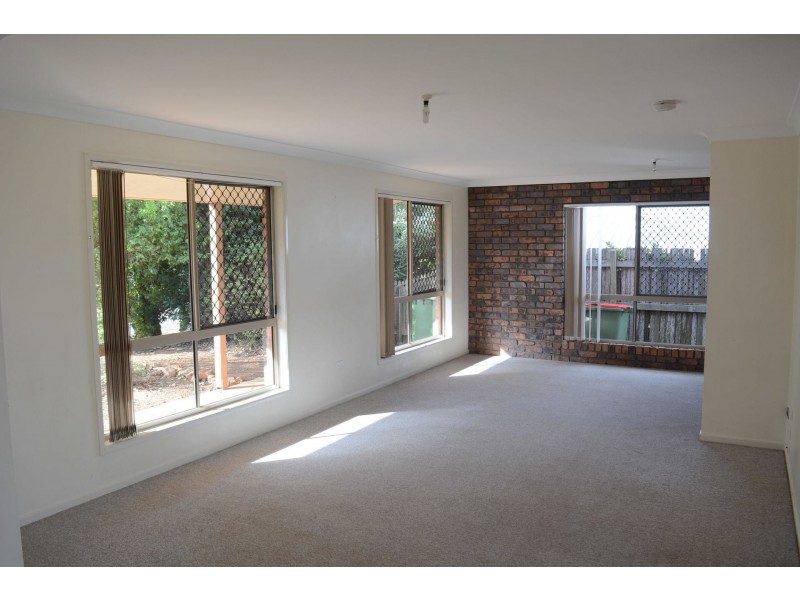 16 Jenna Court, Kearneys Spring QLD 4350