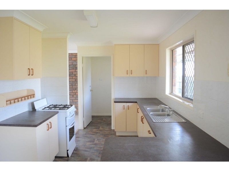 16 Jenna Court, Kearneys Spring QLD 4350