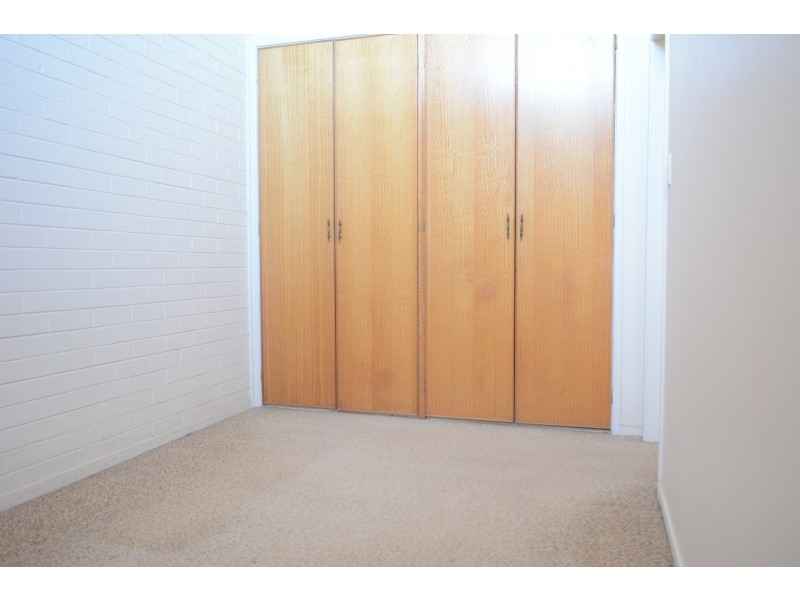 2/96 Herries Street, East Toowoomba QLD 4350