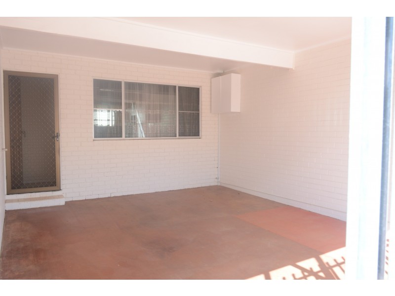 2/96 Herries Street, East Toowoomba QLD 4350