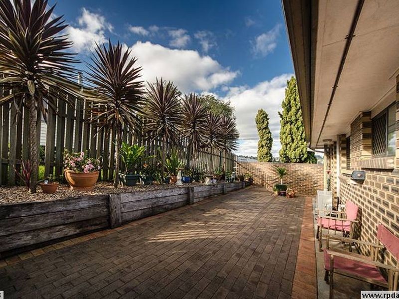 1/7 Stradbroke Street, Rockville QLD 4350